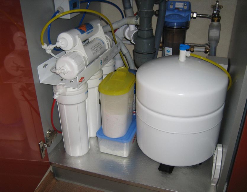 Фильтр очиститель воды для квартиры Аквафор